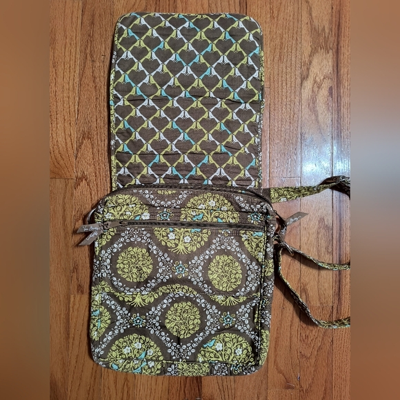 Vera Bradley Sittin' in a Tree print crossbody messenger bag, 12"x13", birds - Picture 13 of 16